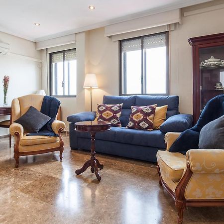 Amplio&Luminoso Triana Apartment Sevilla Bagian luar foto