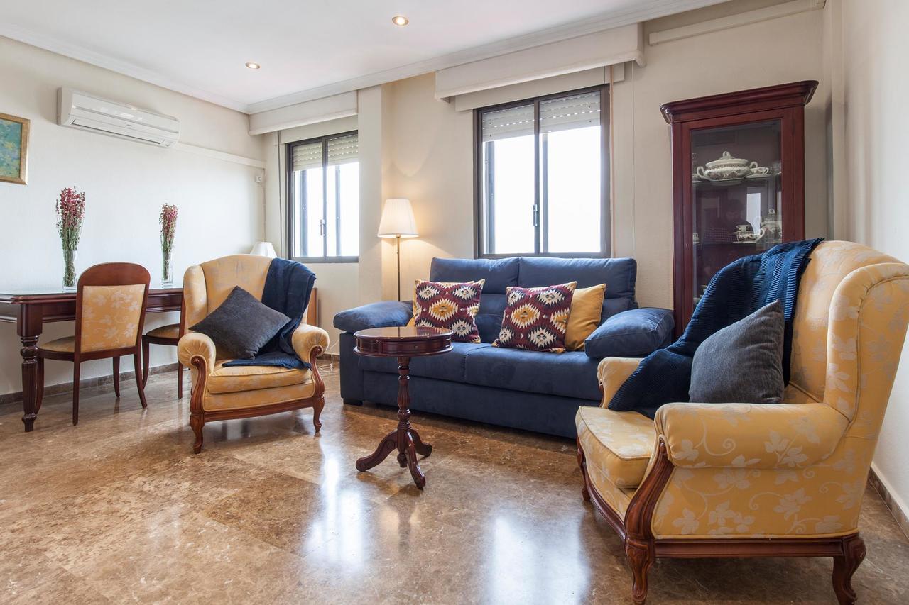 Amplio&Luminoso Triana Apartment Sevilla Bagian luar foto